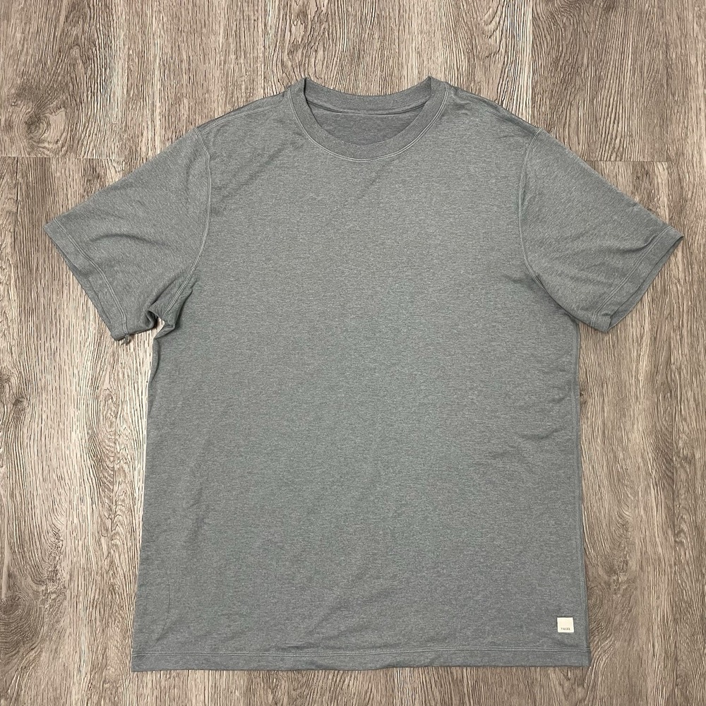 Vuori Shirt Men's X-Large Gray Ponto Performance Short Sleeve Crewneck